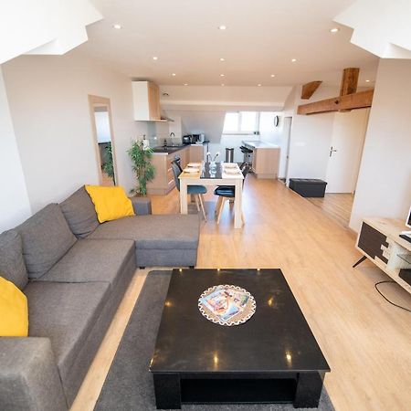 Kasa Friendly - Proche Centre Ville - Tout Equipe Et Calme 圣艾蒂安 外观 照片