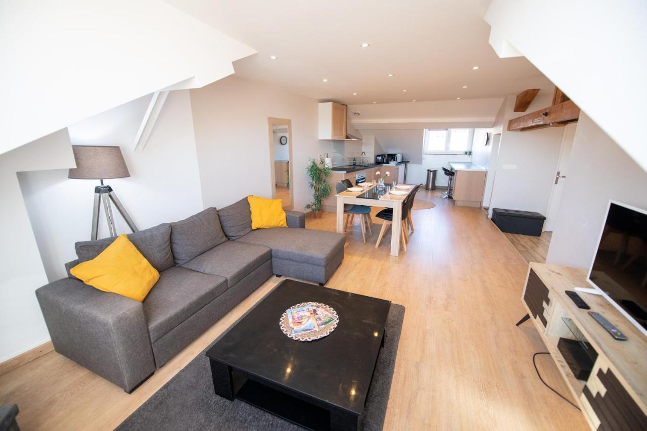 Kasa Friendly - Proche Centre Ville - Tout Equipe Et Calme 圣艾蒂安 外观 照片
